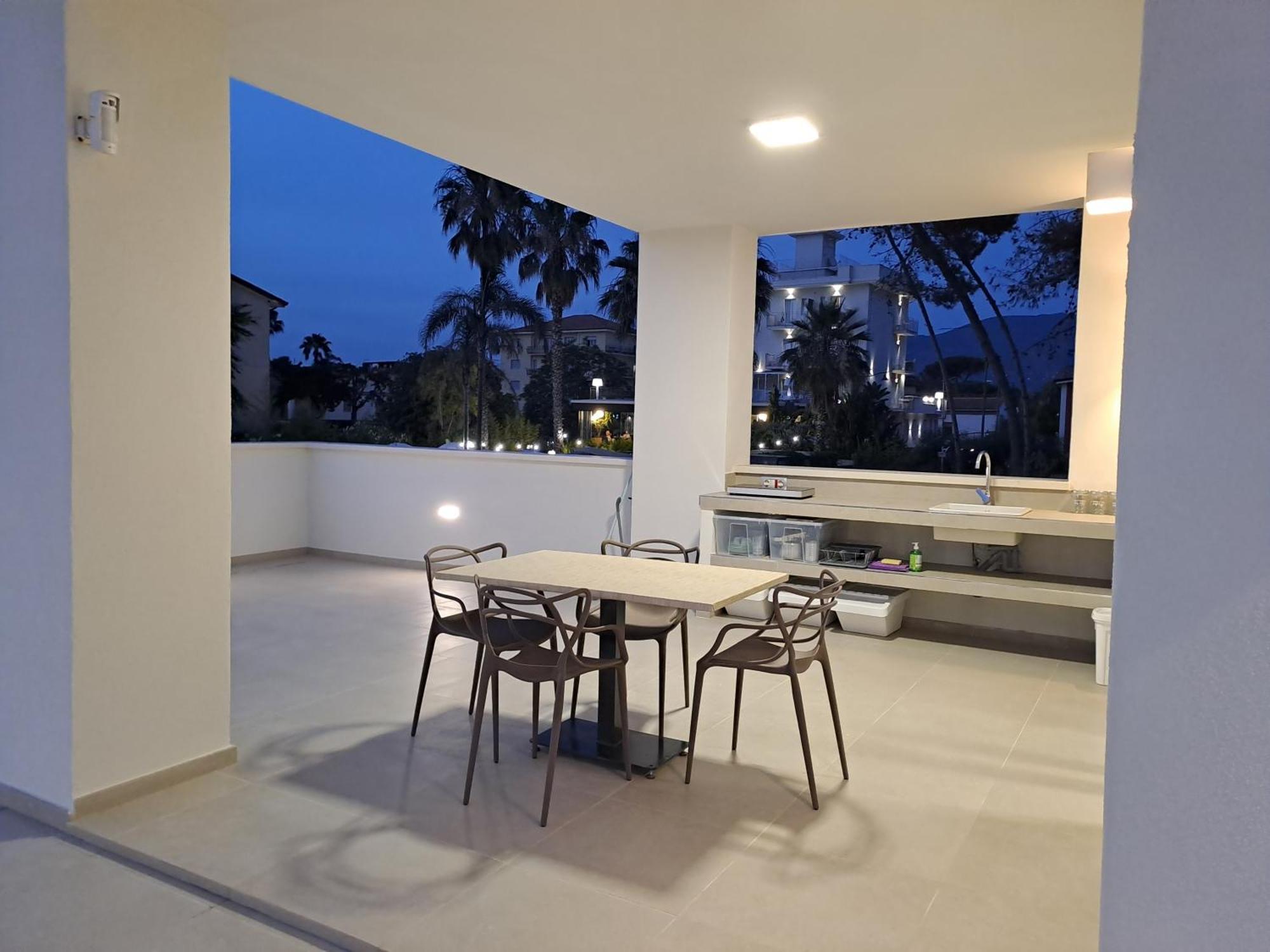 Villa Agapanto بييسْتوم المظهر الخارجي الصورة